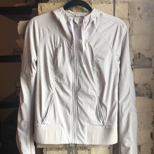 Lululemon windbreaker